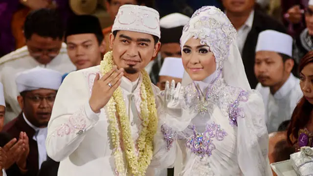 Selain Raffi-Nagita, 6 Pernikahan Artis ini Disiarkan Live!