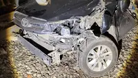Mobil Innova Ringsek Tertabrak KRL di Bogor, Pengemudi Kabur