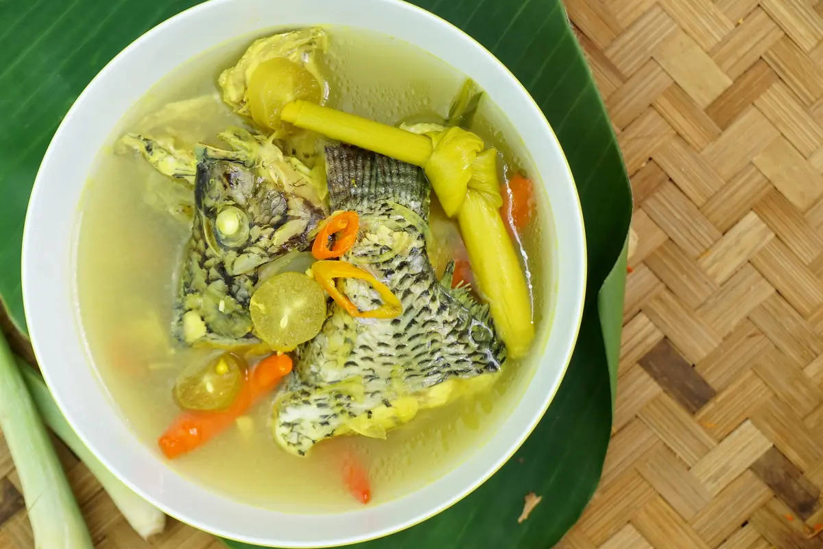 ikan bumbu kuning