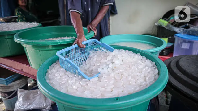 Penjualan Kolang Kaling