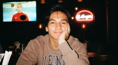 Kabar mengejutkan datang dari artis Jefri Nichol. Aktor ganteng ini diamankan oleh pihak kepolisian karena kasus narkoba. (Liputan6.com/IG/jefrinichol)