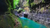 Green Canyon, Pangandaran. (Indonesia Tourism)