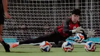 Cyrus Margono Mendeskripsikan Gaya Bermainnya: Saya adalah Kiper Modern yang Bisa Memainkan Bola dengan Kaki