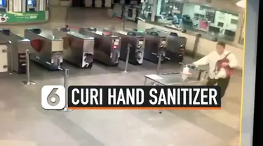 Aksi kriminal seorang penumpang kereta yang mencuri hand sanitizer di stasiun kereta terekam kamera. Pelaku memasukan botol hand sanitizer ke dalam tasnya saat situasi sedang sepi.