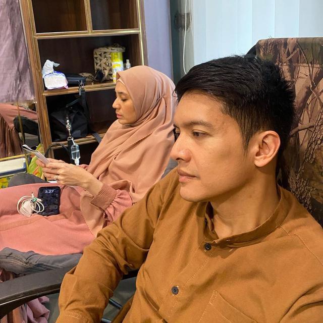 Dimas Seto dan Dhini Aminarti