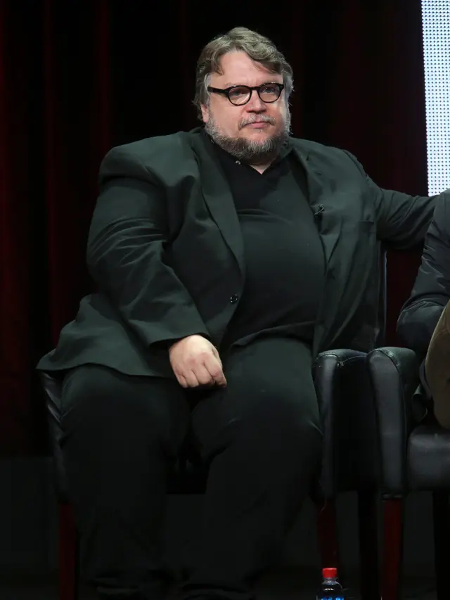 [Bintang] Guillermo del Toro