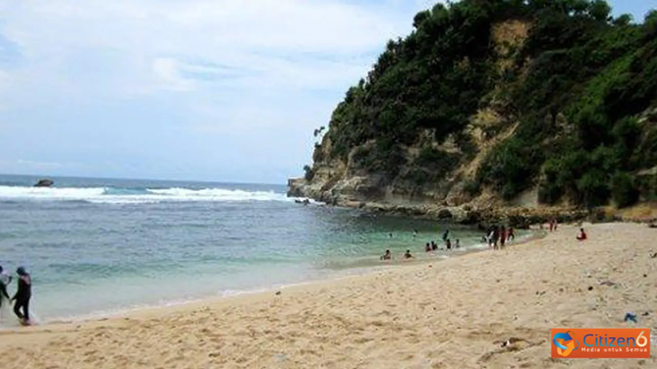 131224pantai-nampu-wonogiri.jpg