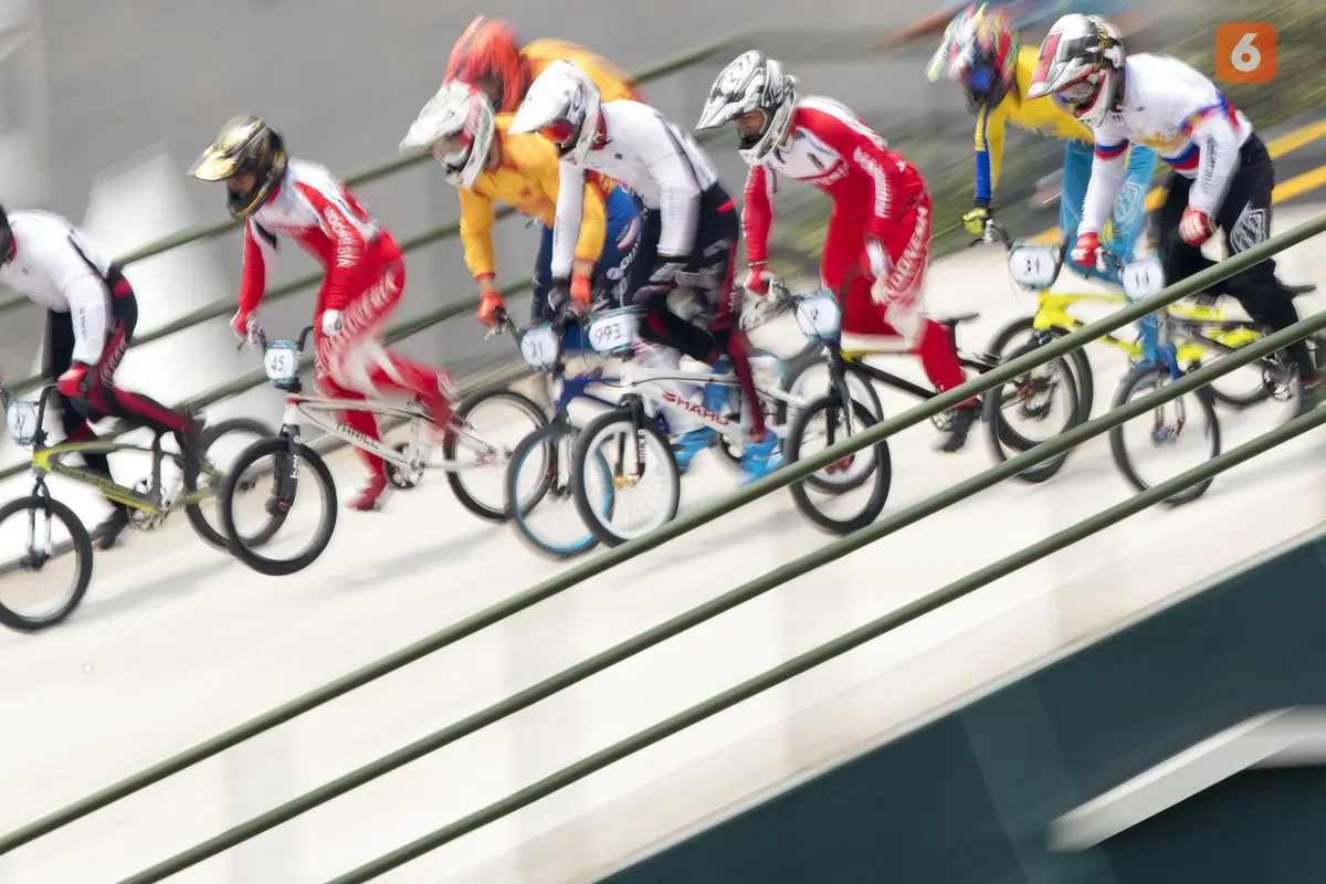 Sepeda BMX : I Gusti Bagus Saputra