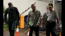 Menteri Pertahanan, Ryamizard Ryacudu mendatangi Gedung Komisi Pemberantasan Korupsi (KPK), Jakarta, Rabu (22/01/15). (Liputan6.com/Faisal R Syam)