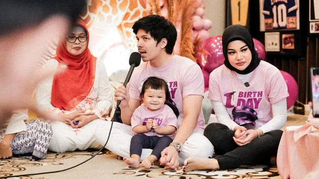 6 Potret Ulang Tahun Ameena yang ke-1 Tahun, Dirayakan Meriah Bareng Anak Yatim