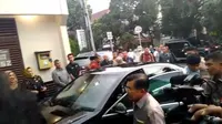 Wapres JK melayat Gubernur Kepri HM Sani yang meninggal di RS Abdi Waluyo (Liputan6.com/ Muslim AR)