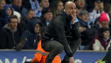 Pelatih Manchester City, Pep Guardiola menyaksikan pemainnya bertanding melawan Manchester United pada pertandingan semifinal Piala Liga Inggris di stadion Etihad, Manchester, Rabu (29/1/2020). MU menang 1-0 atas City namun gagal ke final karena skor agregat 3-2. (AP Photo/Dave Thompson)