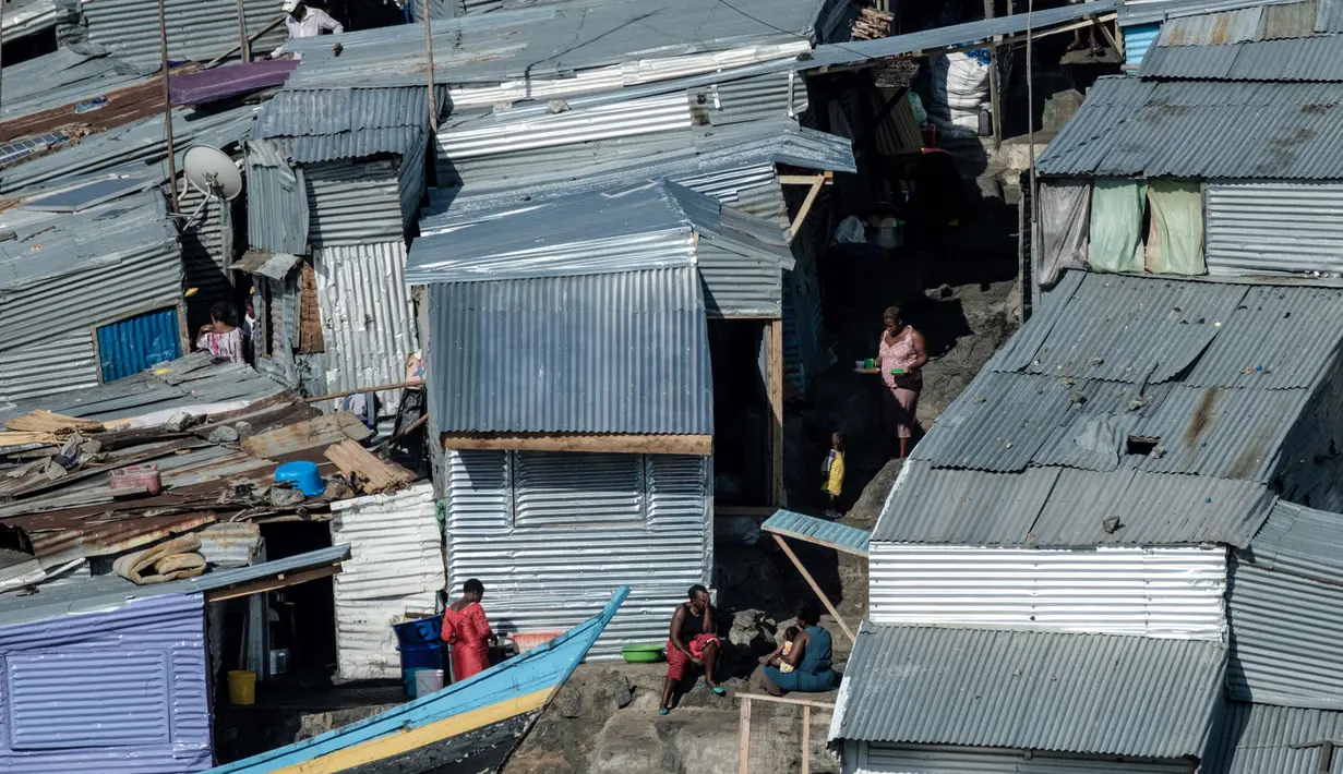 Gambar 5 Oktober 2018, pandangan umum pulau Migingo di Danau Victoria. Menurut data terbaru, jumlah warga di pulau ini sekarang meningkat pesat menjadi sekitar 1.000 orang dan hampir tidak ada tempat untuk berjalan sama sekali. (Yasuyoshi CHIBA/AFP)