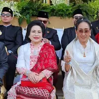 6 Potret Keluarga Soekarno di HUT RI Istana Merdeka, Kartika Sari Dewi hingga Sukmawati