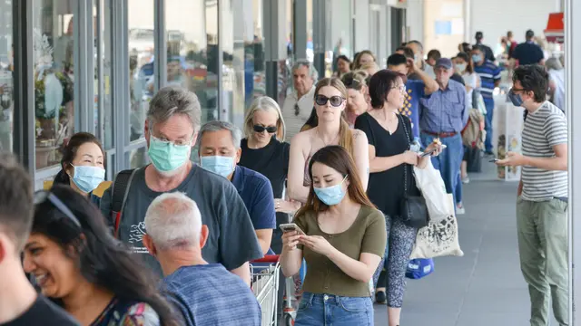 Australia Selatan Lockdown Lagi, Warga Borong Keperluan di Supermarket