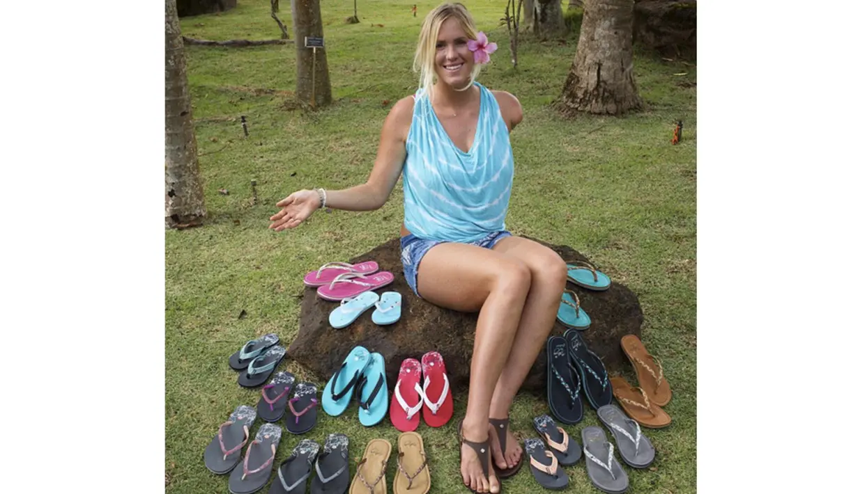 Bethany Hamilton saat ini berupaya untuk mendorong gaya hidup sehat serta membagi kisah hidupnya sebagai inspirasi untuk orang lain. Kisah perjuangannya diangkat dalam sebuah film yang berjudul Soul Surf. (Bola.com/Twitter)