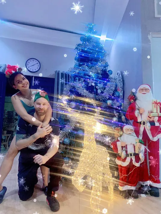 Namun rencana tersebut dibatalkan lantaran Melaney menyadari bahwa itu hanya sekadar emosi sesaat. Perkiraan Melaney bisa hidup tanpa Tyson ternyata juga tidak benar. (Instagram/melaney_ricardo)