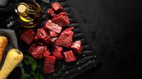 Ilutrasi daging merah sebagai pemicu asam urat (copyright Freepik)