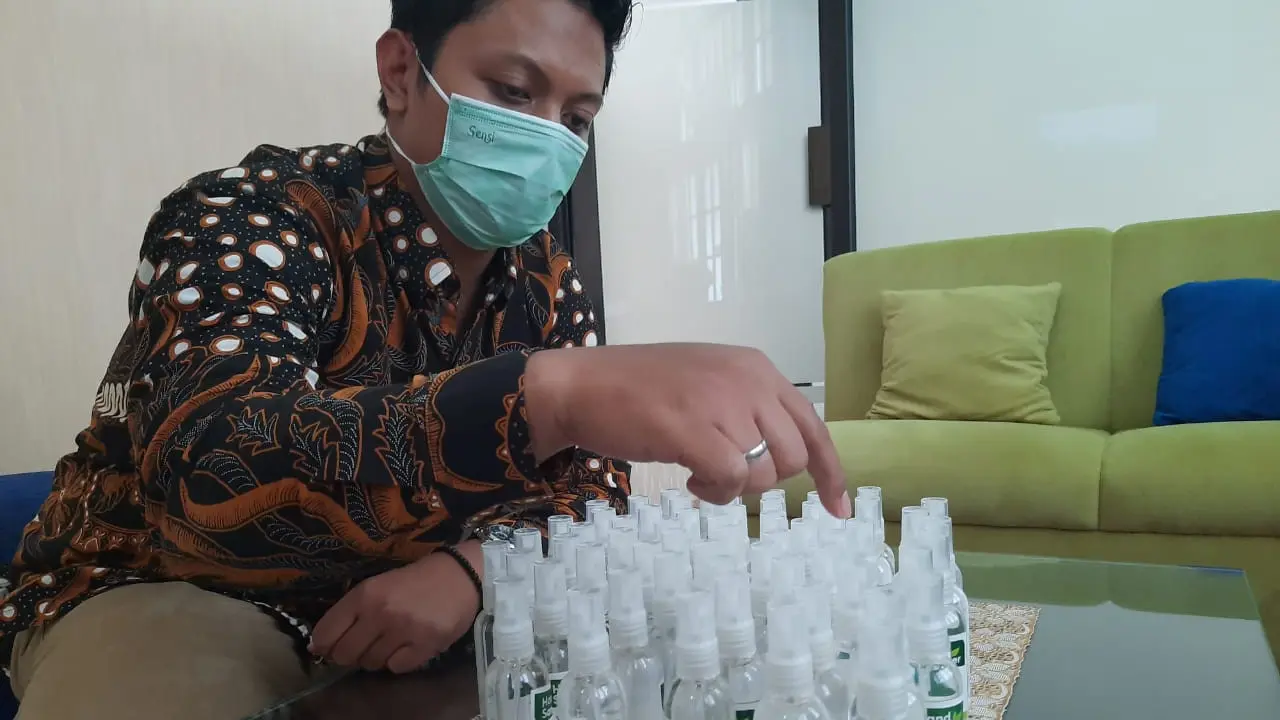 Hand sanitizer UGM