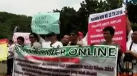 Ratusan pengemudi taksi online berunjuk rasa di parkir timur GBK, Jakarta