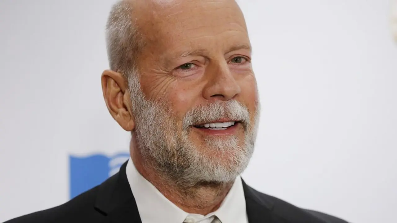 [Bintang] Bruce Willis - Demi Moore
