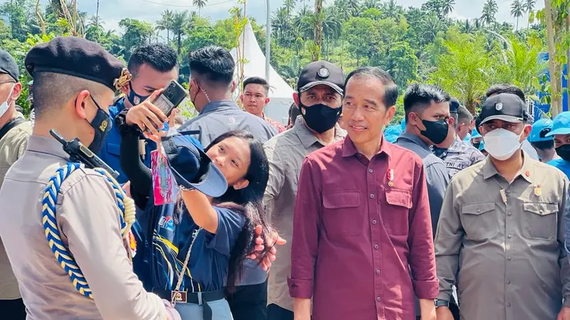 Presiden Joko Widodo atau Jokowi berkunjung ke Kabupaten Minahasa Utara Provinsi Sulawesi Utara (Sulut), Kamis (19/1/2023).