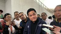 Ketua Umum PSSI Erick Thohir memastikan Shayne Pattynama bakal segera kembali ke Timnas Indonesia sebelum pertandingan perdana kompetisi Piala Asia 2023&nbsp;di Qatar. (Liputan6.com/Melinda Indrasari)