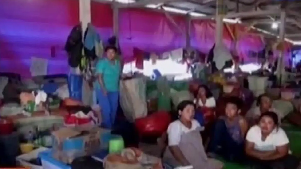 VIDEO: Pengungsi Sinabung Menderita, DPRD Malah Beli Mobil Dinas