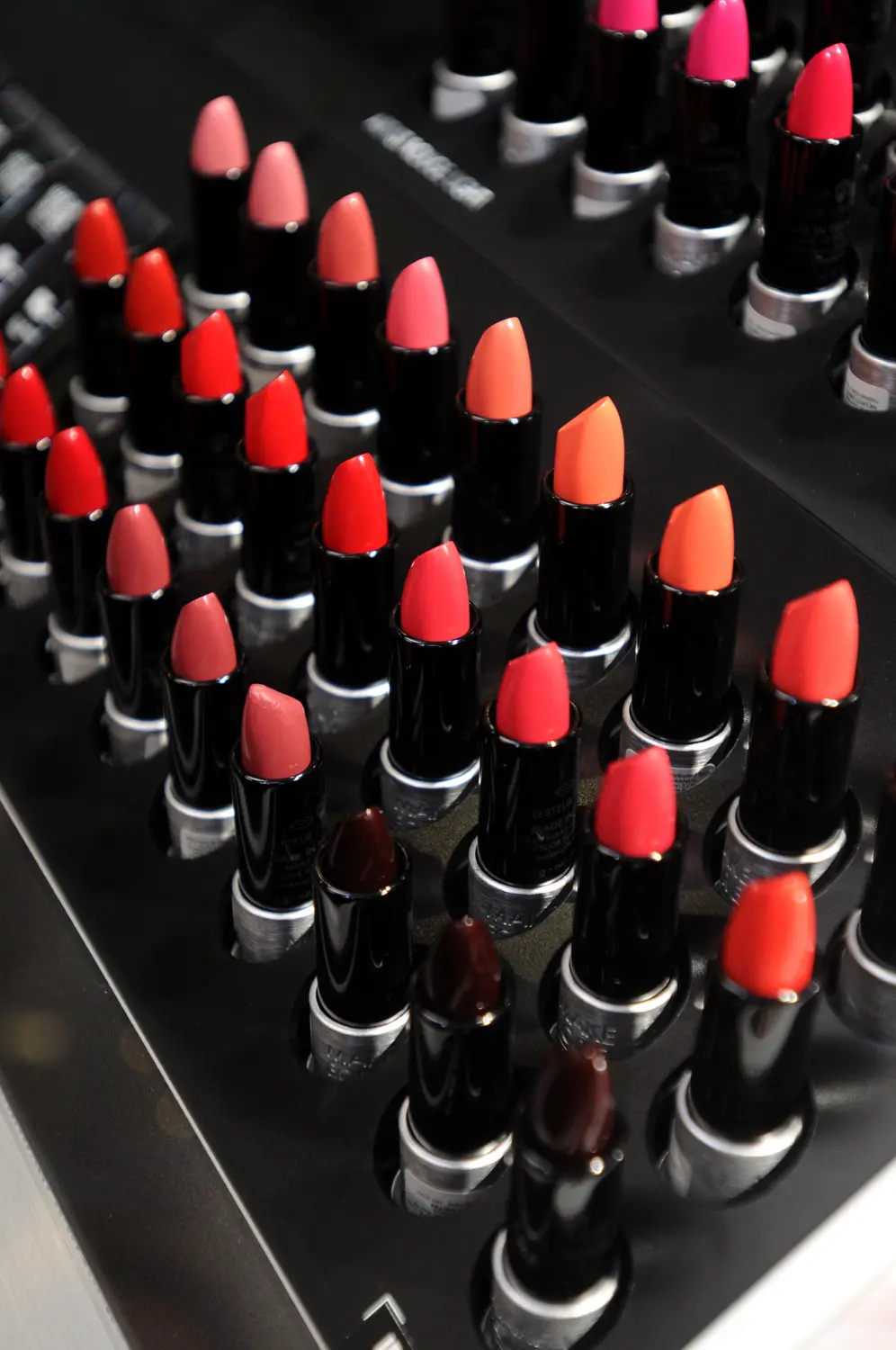 Lipstik Make Up For Ever. (Sumber foto: Daniel Kampua/Bintang.com)