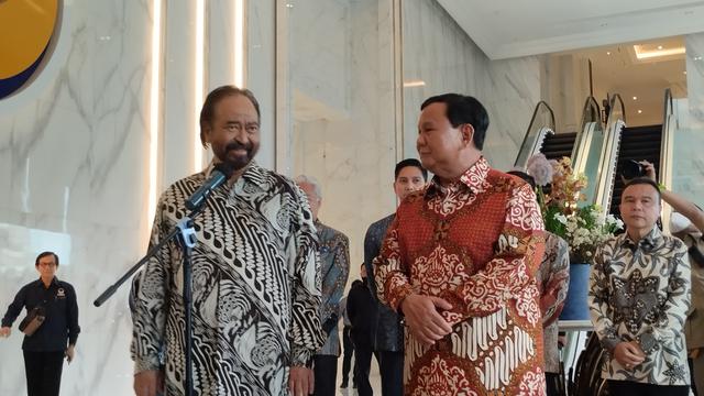 Ketua Umum Partai Gerindra Prabowo Subianto dan Ketua Umum Partai Nasdem Surya Paloh di NasDem Tower Jakarta, Rabu (1/6/2022).