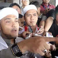 Novel Chaidir mengajukan surat kepada Majelis Hakim pada persidangan Selasa, (30/01/2017)  