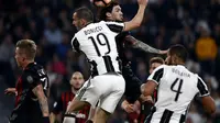 Alessio Romagnoli memberikan klarifikasi soal kejadian pasca laga sengit Juventus vs AC Milan. (AFP/MARCO BERTORELLO)
