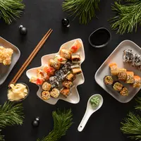 Keseruan perayaan Natal dan Tahun Baru di Luna Beach Club.