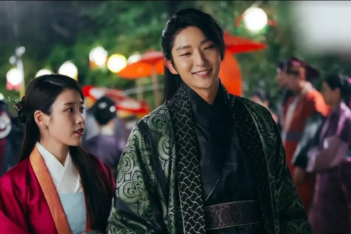 Lee Jun Ki dan IU