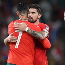 Ruben Neves menjadi penyelamat Portugal sekaligus Ronaldo dalam laga Grup F Kualifkiasi Piala Dunia 2026 melawan Irlandia, Minggu (12/10/2025) dini hari WIB. (AFP/Patricia De Melo Moreira)