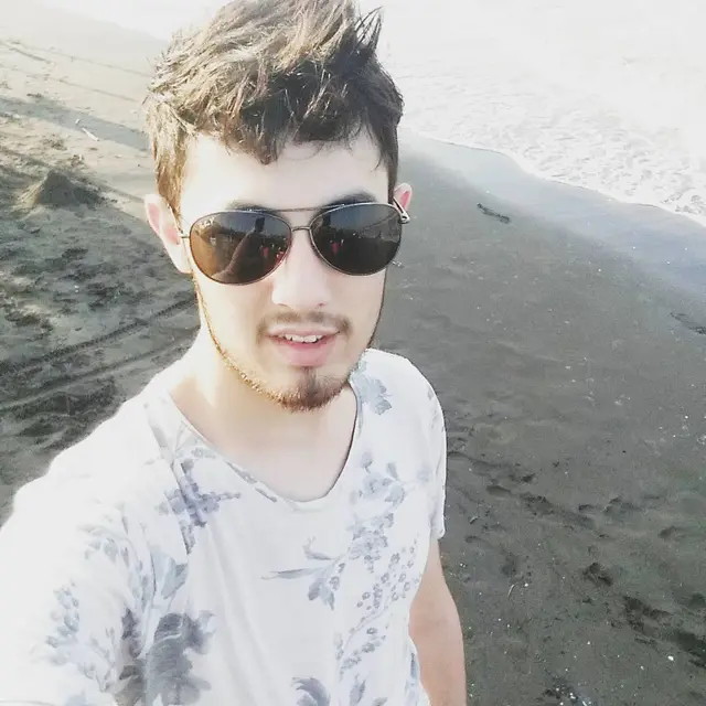 Kevin Sanova pemain Anak Langit yang kini jualan roti viral di medsos (Foto: Instagram kevin.sanova)