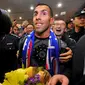 Striker Shanghai Shenhua, Carlos Tevez, mendapat sambutan meriah saat tiba di Shanghai Pudong International Airport, 19 Januari 2016. (Sky Sports). 