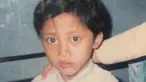 Ini dia foto masa kecil anak sulung Sule, Rizky Febian. Rizky Febian sedari kecil sudah sadar kamera dan terlihat percaya diri. Foto masa kecil tunangan Mahalini ini terlihat menggemaskan dengan raut wajah polosnya. (Liputan6.com/IG/rizkyfbian)