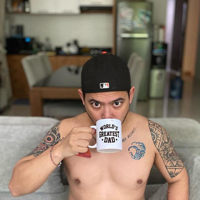 Adilla Dimitri Eks Suami Wulan Guritno