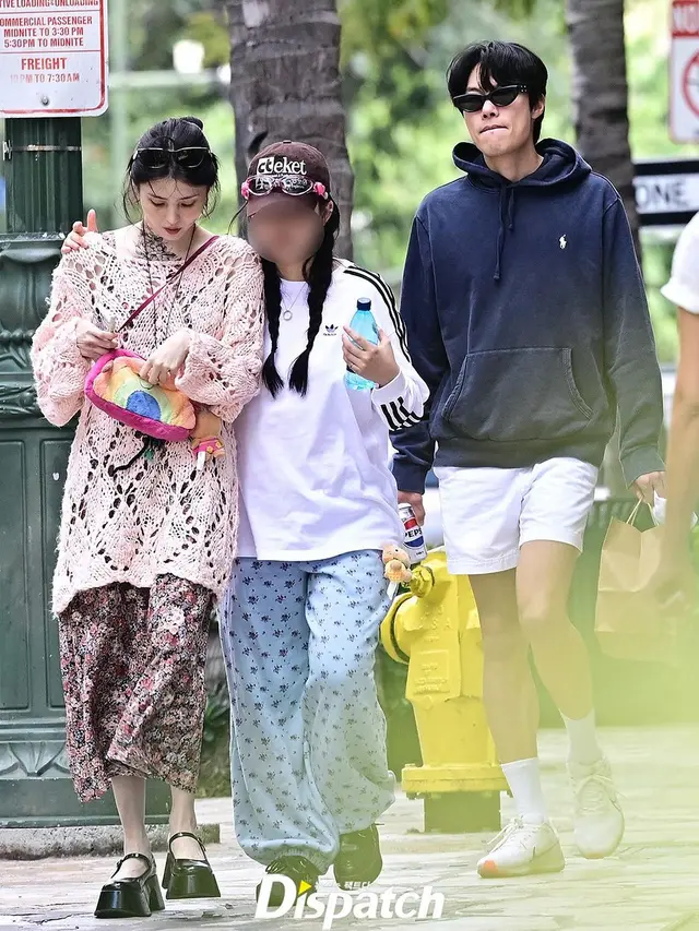 Dispatch menangkap kegiatan Han So Hee dan Ryu Jun Yeol di Hawaii. [Foto: Instagram/koreadispatch]