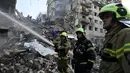Sebelumnya, pejabat setempat mengatakan Rusia terus melancarkan serangan udara besar-besaran menggunakan rudal dan drone ke berbagai wilayah di Ukraina sejak Jumat (6/6/2025) lalu. (Genya SAVILOV/AFP)