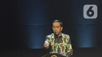 Presiden Joko Widodo memberikan pidato pada Rakornas Indonesia Maju antara Pemerintah Pusat dan Forum Koordinasi Pimpinan Daerah (Forkopimda) di Bogor, Jawa Barat, Rabu (13/11/2019). Forum ini untuk mensinergikan program-program pemerintah pusat dengan daerah. (Liputan6.com/Herman Zakharia)