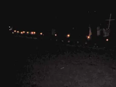 Citizen6, Ambon: Para Jemaat Hok Im Tong, melaksanakan Perayaan Ibadah Paskah di Pantai Natsepa, Ambon, Maluku, Minggu (24/4). Perayaan Paskah ini dilakukan di tepi pantai (white sanded). (Pengirim: Gagartang)