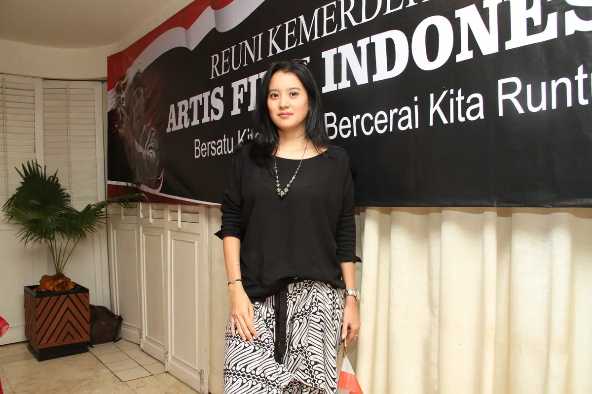 [Bintang] Marcella Zalianty