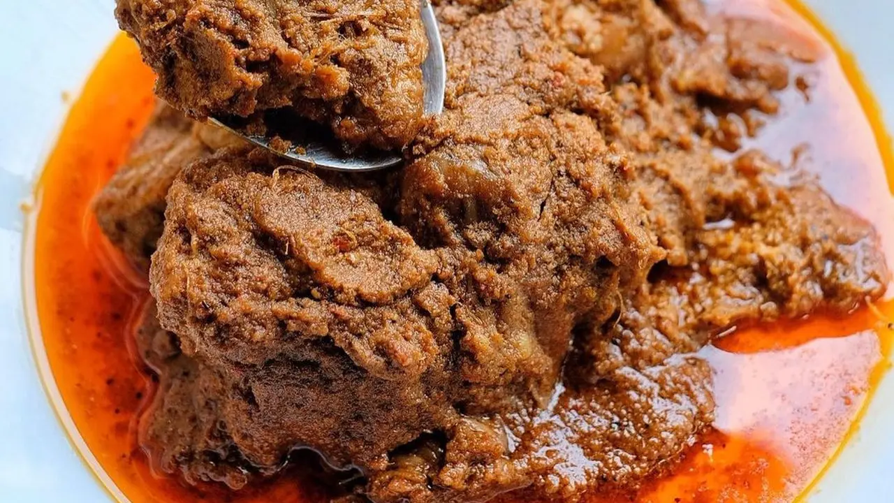 Sepiring rendang daging