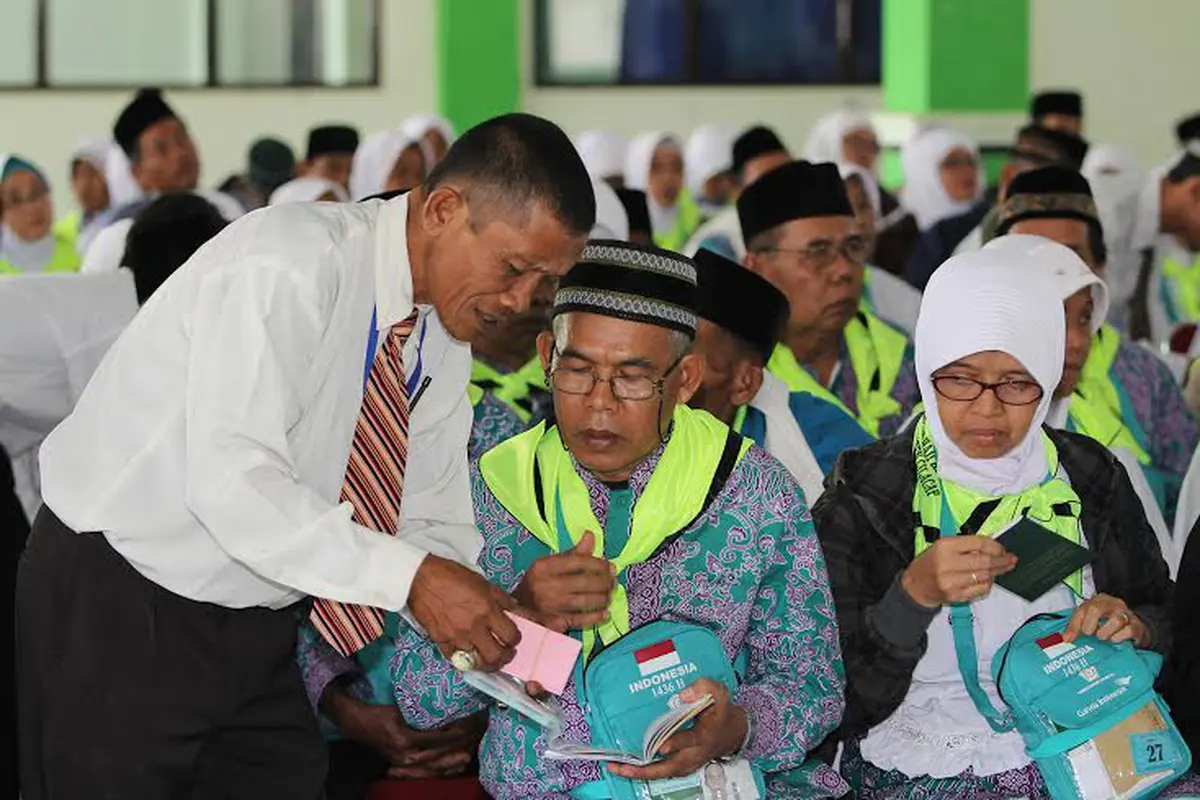 Calon jemaah haji Embarkasi Solo
