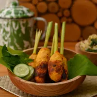 Resep Membuat Sate Lilit Ayam khas Bali./Copyright shutterstock.com/id/g/Novi+Purwono
