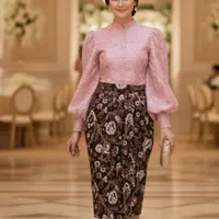 Ilustrasi Brokat dan Batik/Gemini AI