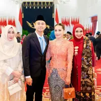 Tampilan Keluarga Raffi Ahmad saat Pelantikan di Istana Negara. [@raffinagita1717]
