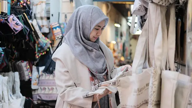 Oki Setiana Dewi di Mesir